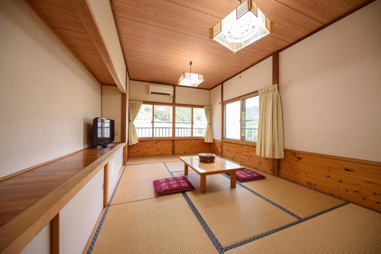 Minshuku Tsutaya Hotel Jufu Kültér fotó