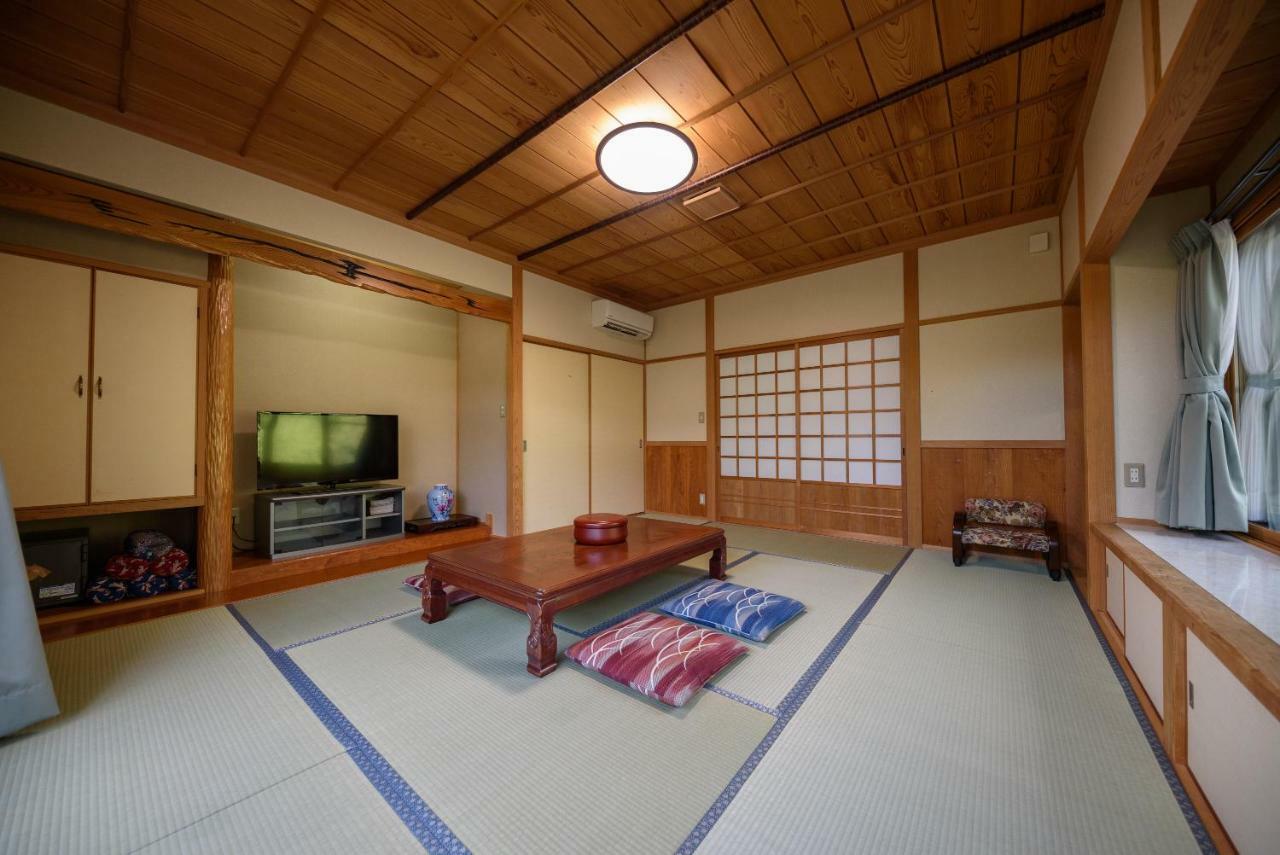 Minshuku Tsutaya Hotel Jufu Kültér fotó